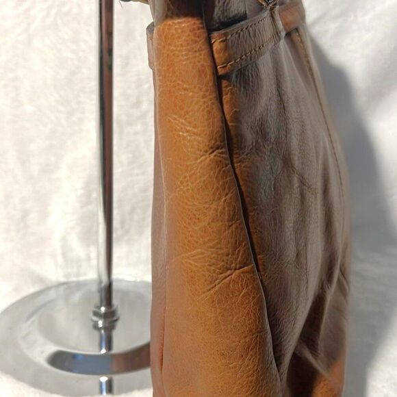 Patricia Nash Distressed Poppy Tote - Picture 3 of 16